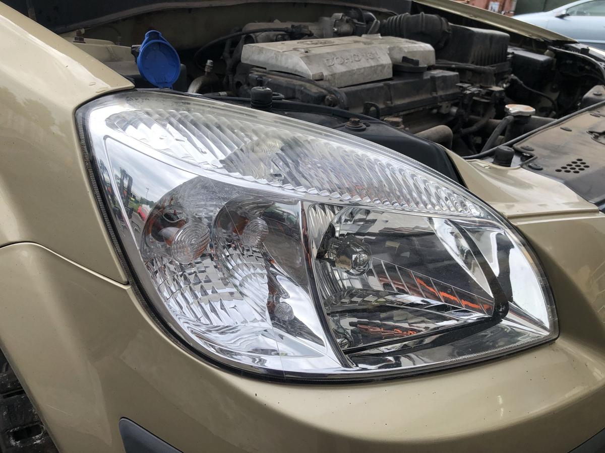 Kia Rio JB original Scheinwerfer rechts Halogen/Haupt/Licht/Front Bj 2009
