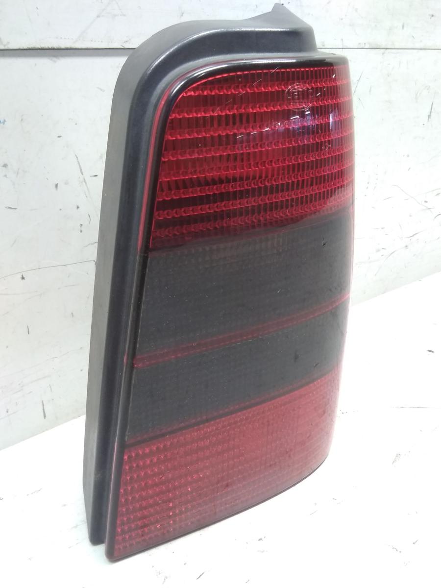 VW Golf 3 Variant original R&uuml;ckleuchte Schlussleuchte rechts HELLA BJ1998
