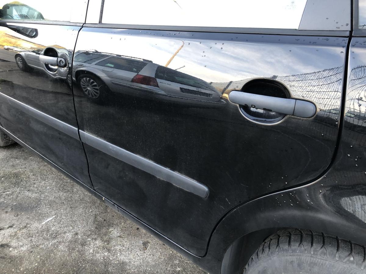 VW Polo 9N3 ab 05 T&uuml;r hinten links Fondt&uuml;r L041 Brillantschwarz Rohbau