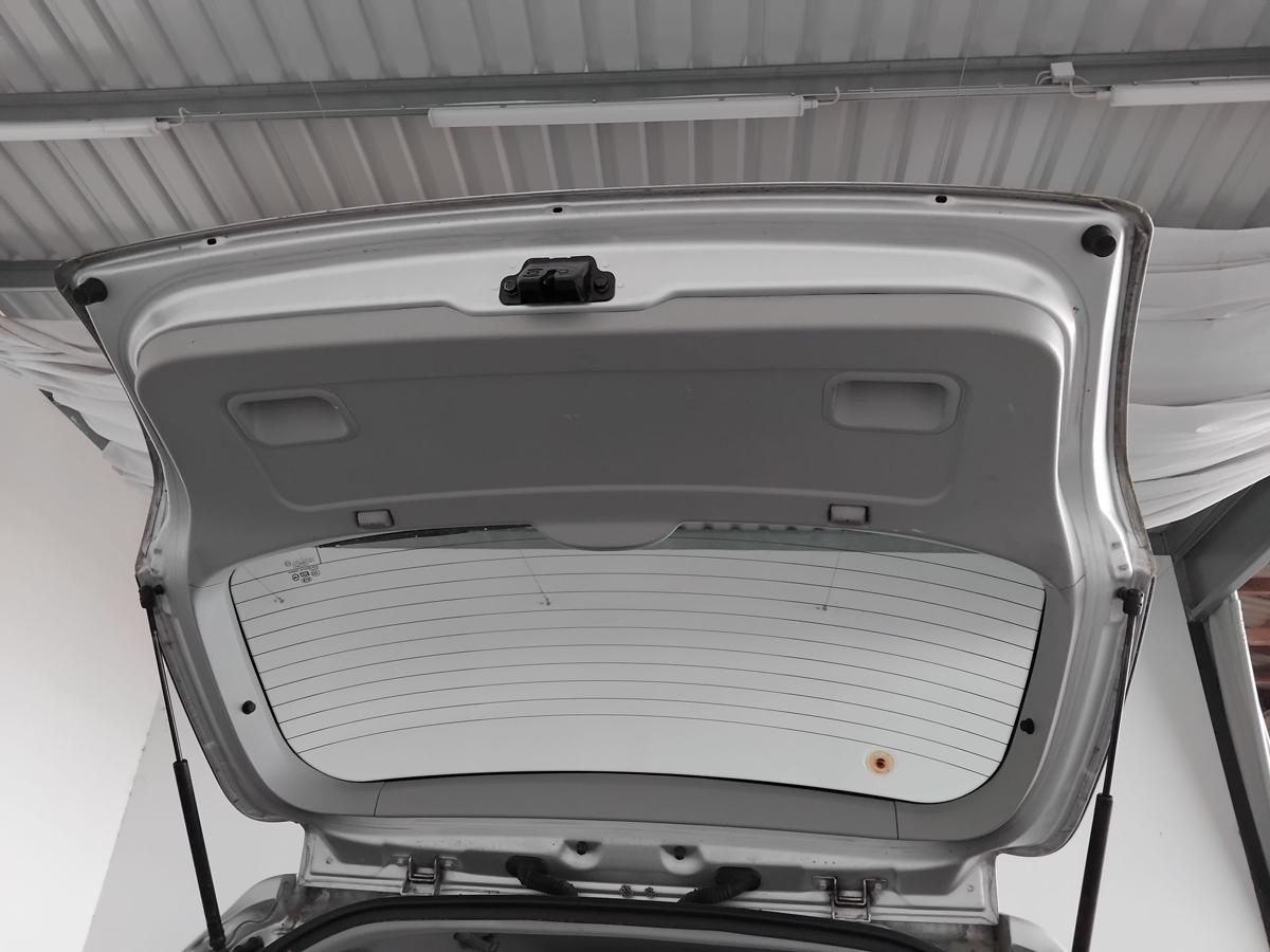 Kia Cerato FE Heckklappe 6C clear silver mit Heckscheibe 5t&uuml;rig Steilheck BJ2008