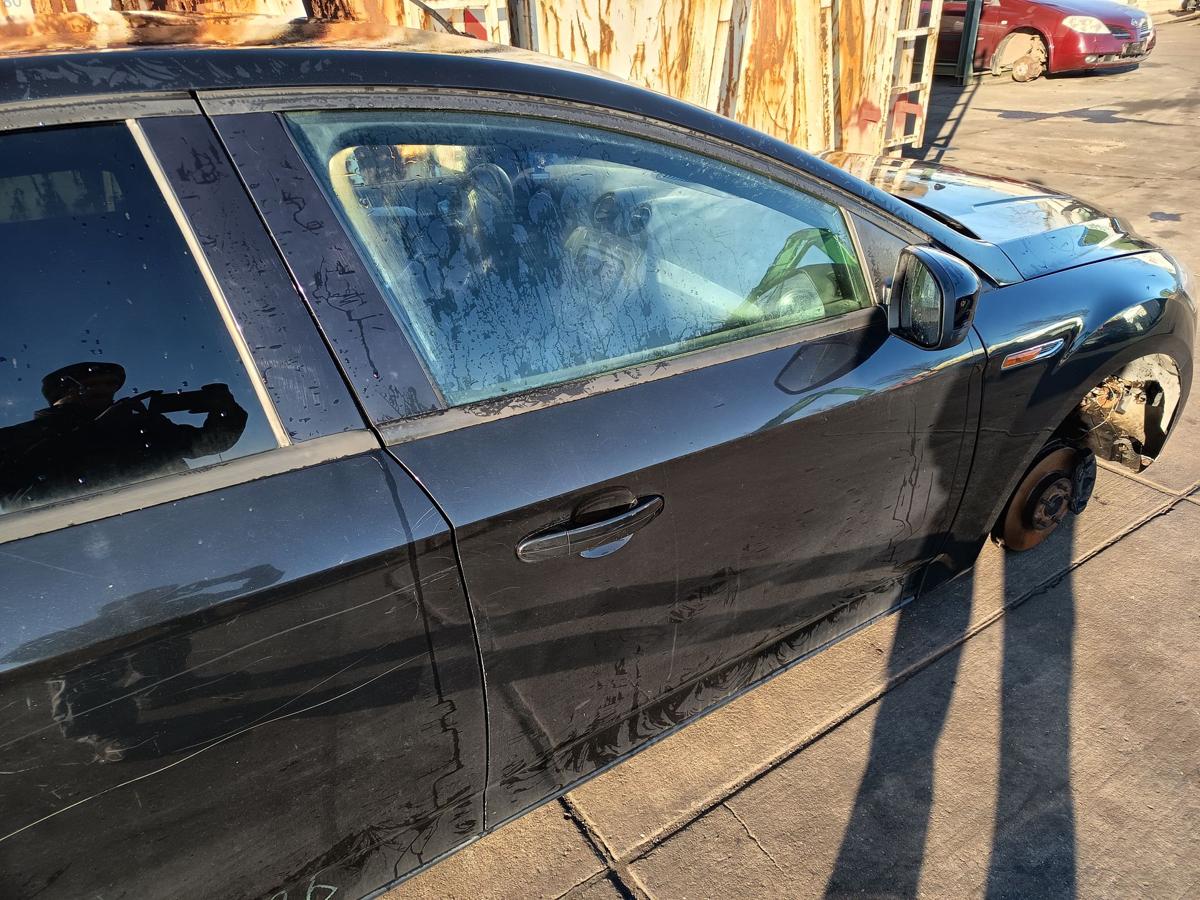 Ford Mondeo IV original T&uuml;r vorn rechts Beifahrer Pantherschwarz Bj 2009