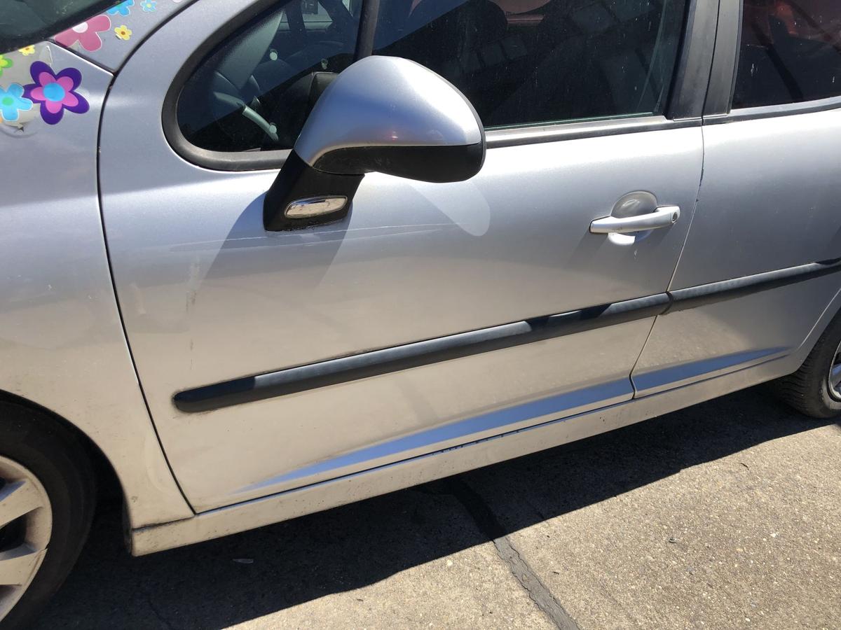 Peugeot 207 WA WC T&uuml;r vorn links Fahrert&uuml;r nur 5 t&uuml;rer Rohbau EZR Aluminiumgrau