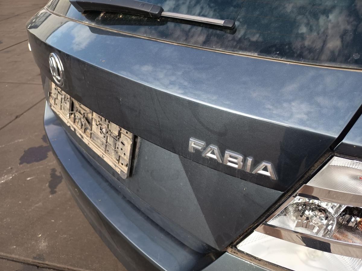 Skoda Fabia III NJ Limo original Heckklappe mit Scheibe F7Y Quarzgrau Bj 2015