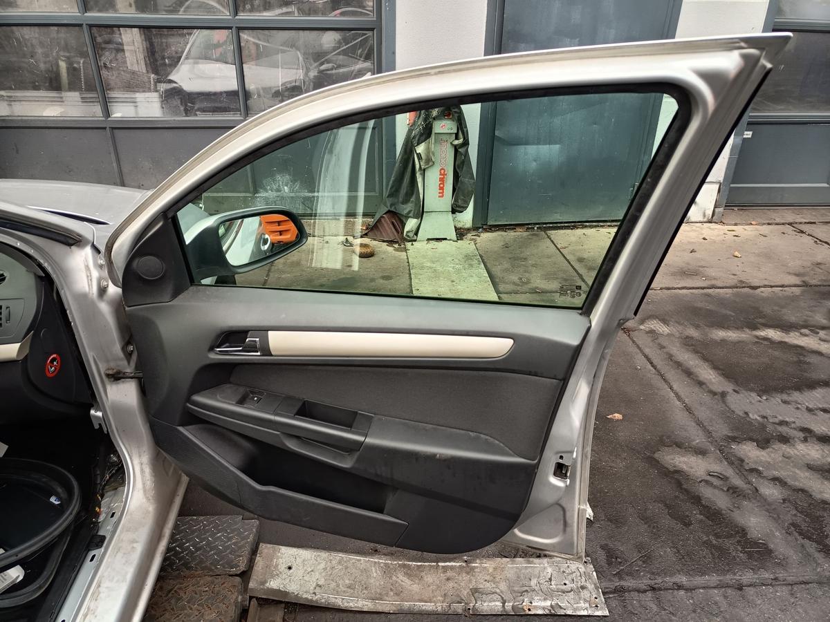 Opel Astra H Caravan Bj 2008 orig T&uuml;r vorn rechts Beifahrer Z157 Starsilber III