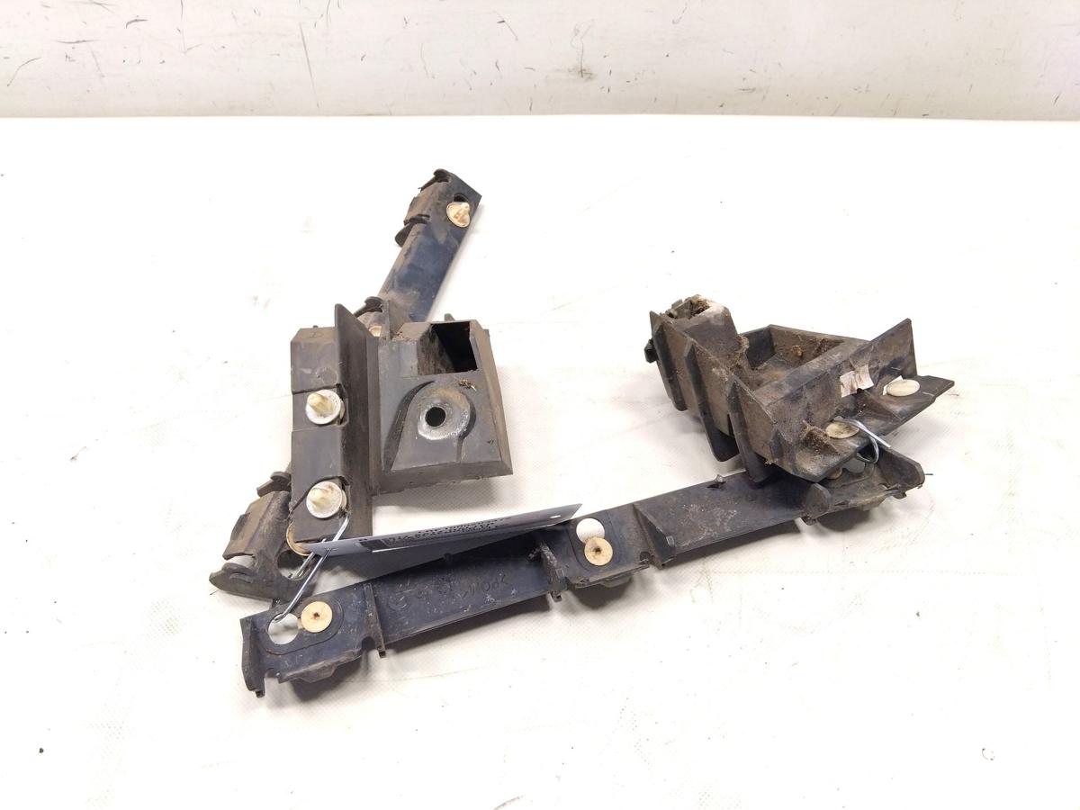 Renault Megane 1 Grandtour orig Satz Halter Sto&szlig;stange Stossf&auml;nger hinten BJ2001