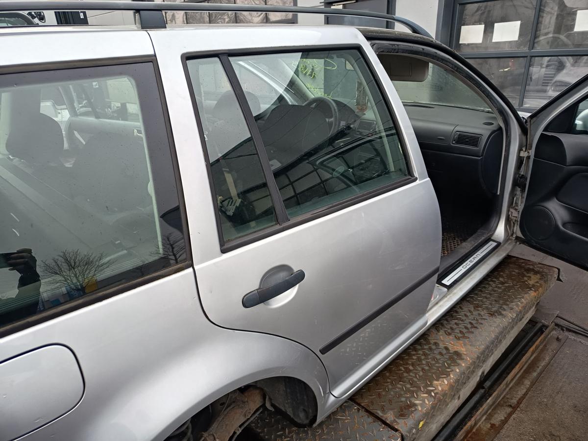 VW Golf IV Variant original T&uuml;r hinten rechts Fond A7W Reflexsilber Bj 2003
