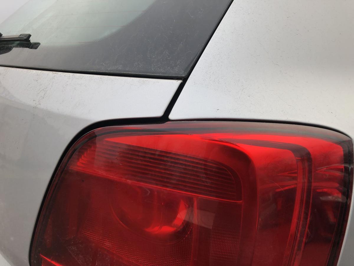 VW Polo 6R Rückleuchte rechts Rücklicht Heckleuchte Schlussleuchte