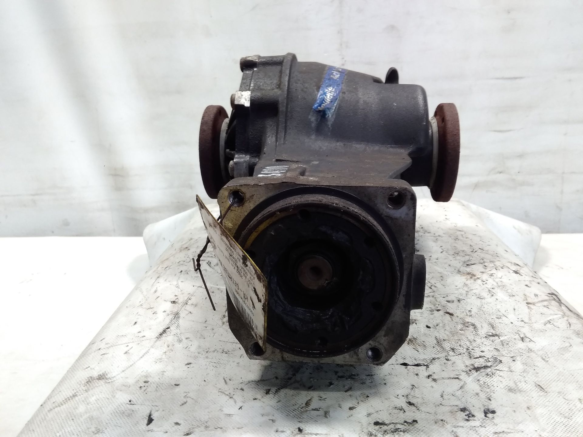 Audi A8 4E original Differential Hinterachgetriebe EYC 4.0TDI V8 202kw Bj.2003