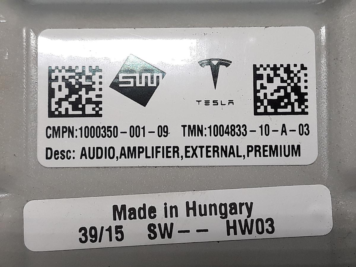 Tesla Model S Bj.2015 original Steuergerät Soundsytem 1004833-10-A