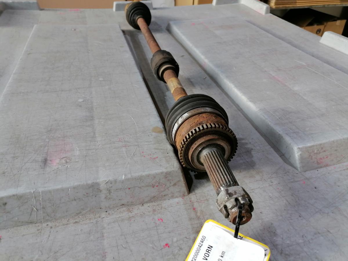 Hyundai I20 original Gelenkwelle Antriebswelle vorn rechts 1.2 57kw Bj.2011