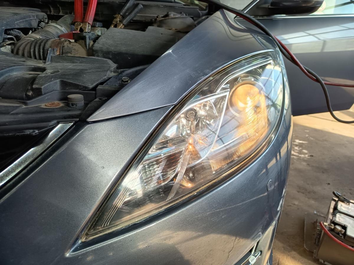 Mazda 6 GH original Scheinwerfer links Halogen Haupt Licht Front Bj 2009