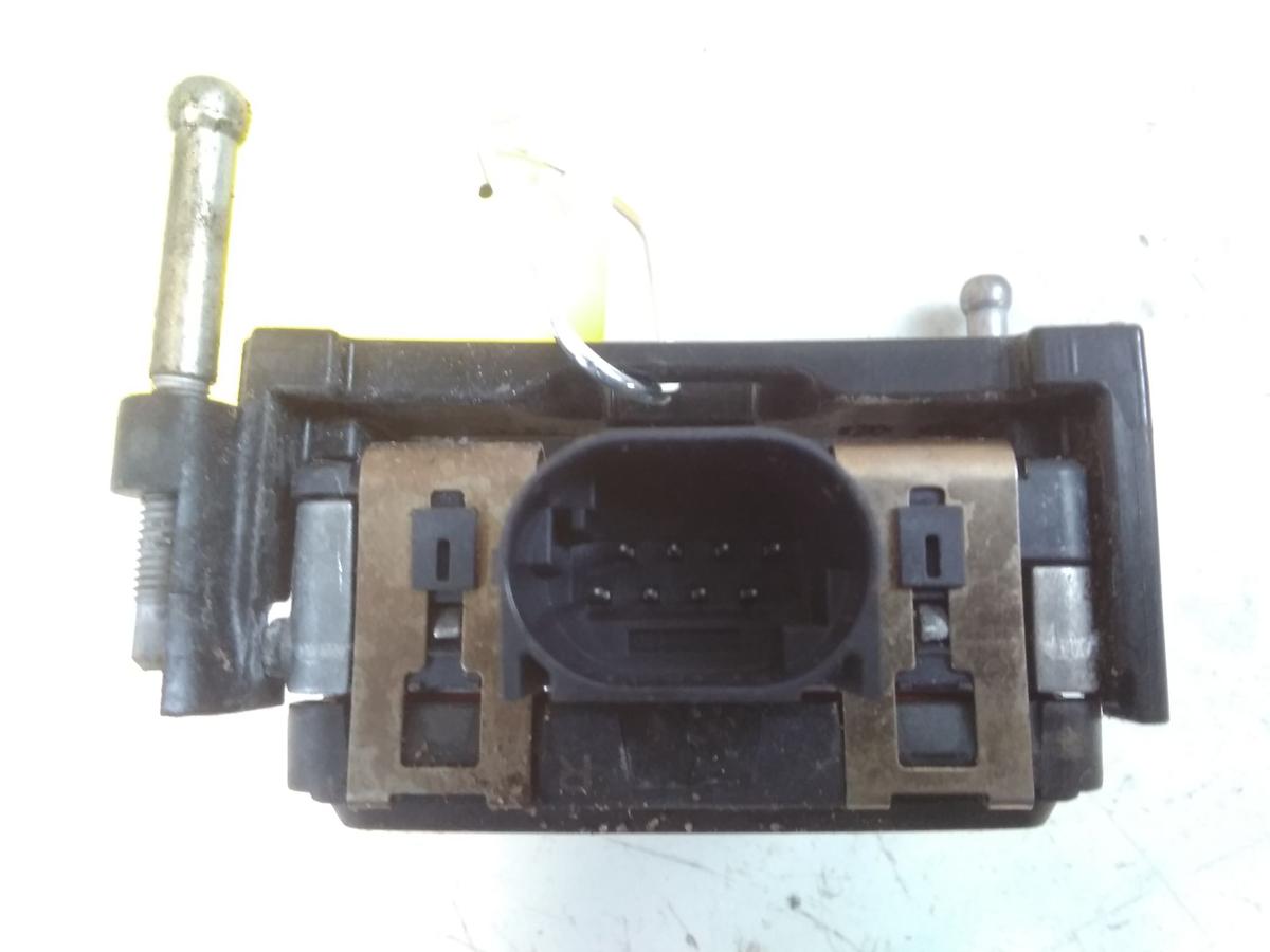 VW Golf Sportsvan original Radarsensor Abstandssensor vorn 5Q0907561H Bj.2017