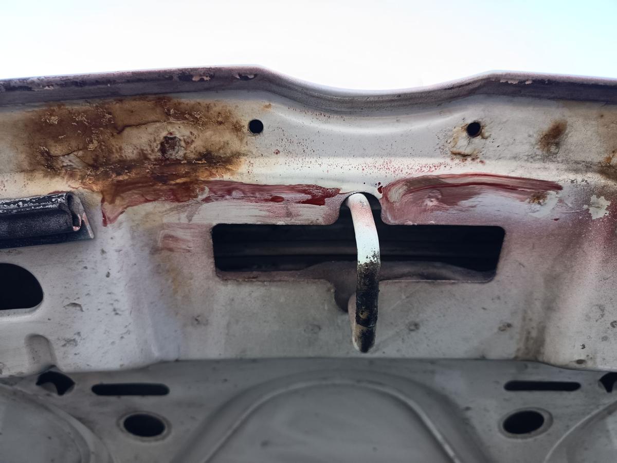 VW Polo 6N2 original Motorhaube Klappe Deckel vorn Front B9A Candywei&szlig; Bj 2000