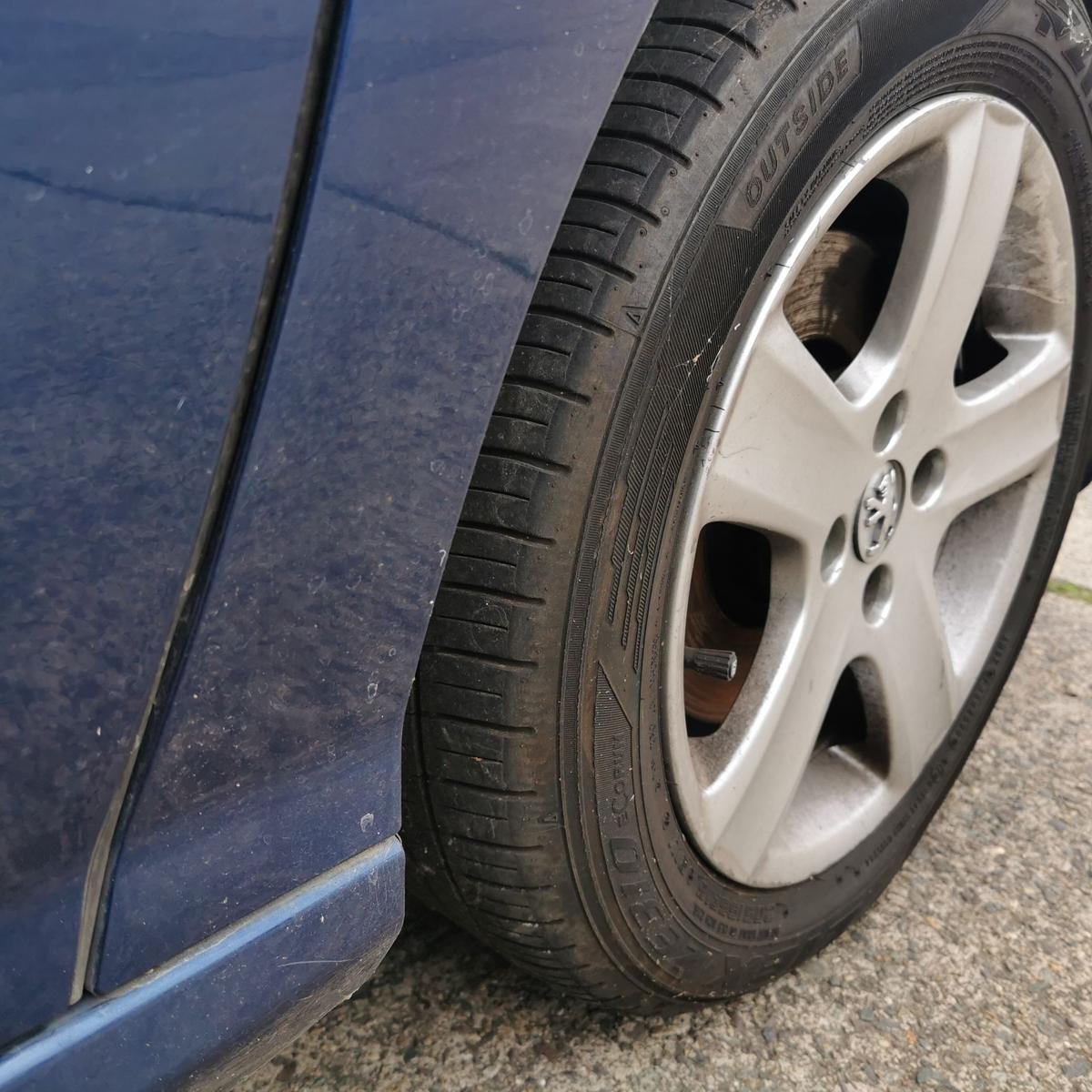 Peugeot 308 SW Kotflügel Fender Seitenwand vorn rechts KPL Blau Montebello