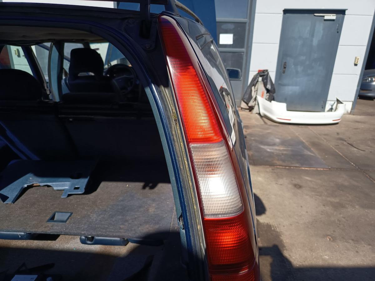 Volvo 850 Kombi original R&uuml;ckleuchte rechts oben Heck Schluss Licht Bj 1995