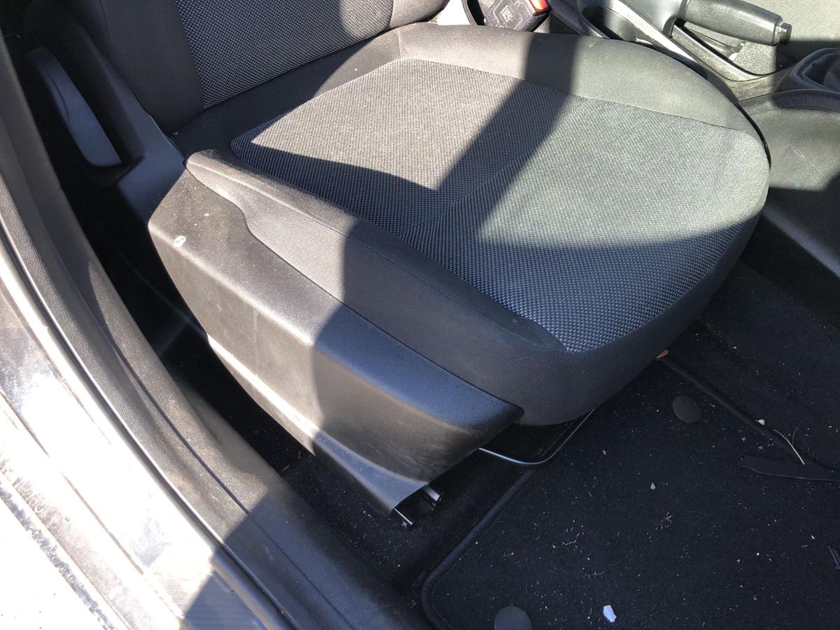 Fiat Tipo Typ 356 Limo Sitz vorn rechts Beifahrersitz ohne Heizung Stufenheck
