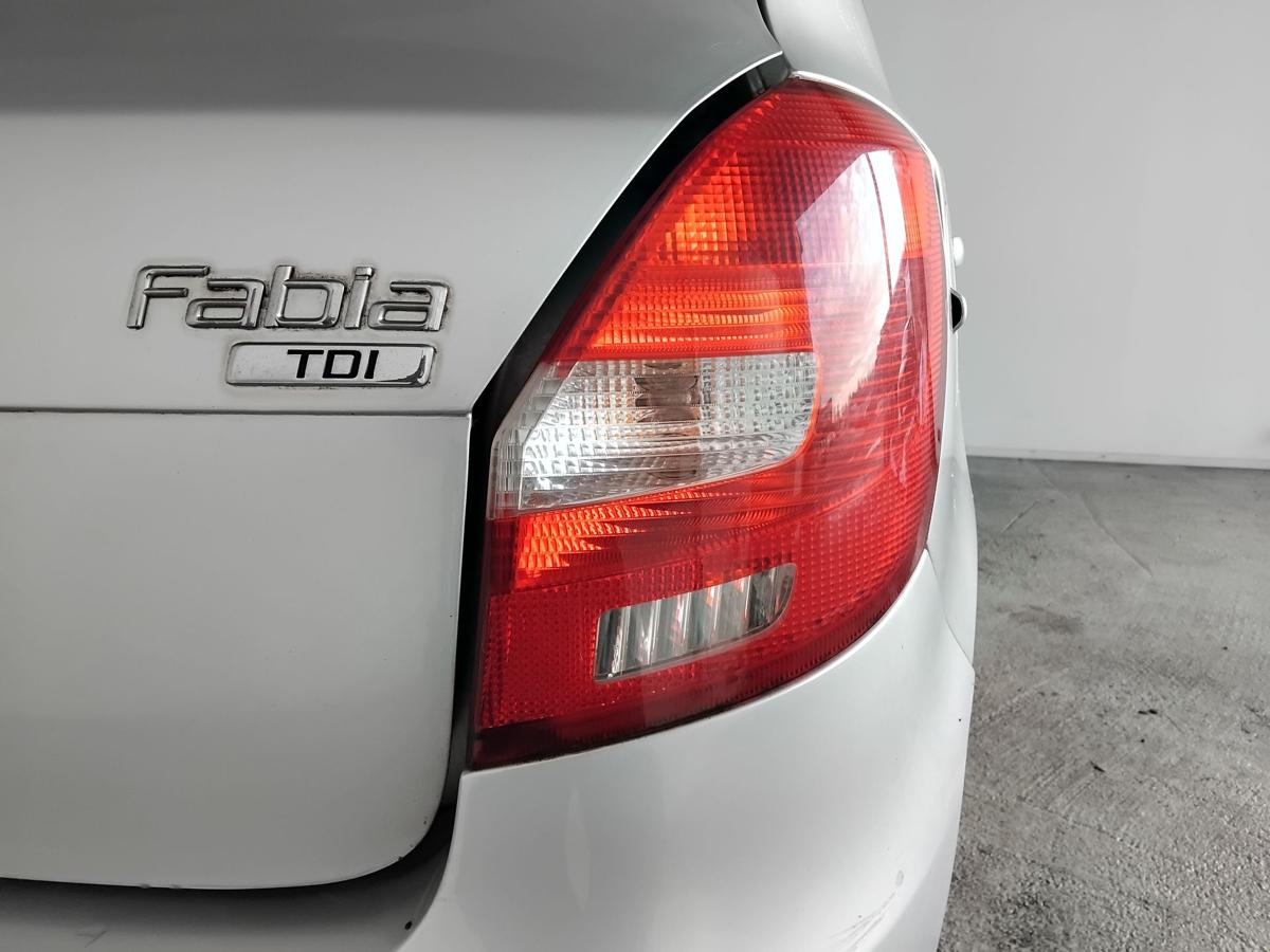 Skoda Fabia 2 5J original R&uuml;ckleuchte Heckleuchte rechts Kombi Flie&szlig;heck BJ2008