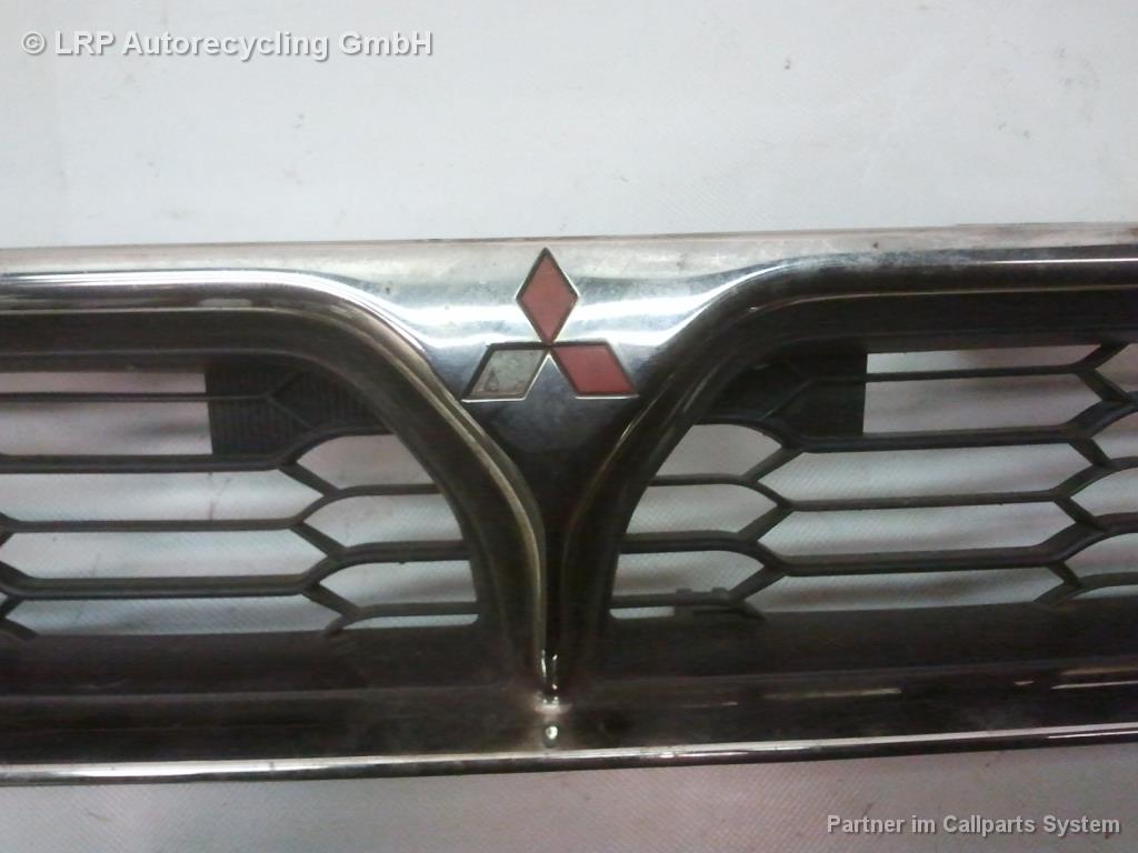 Mitsubishi Galant EAO BJ1999 Grill Kühlergrill chrom