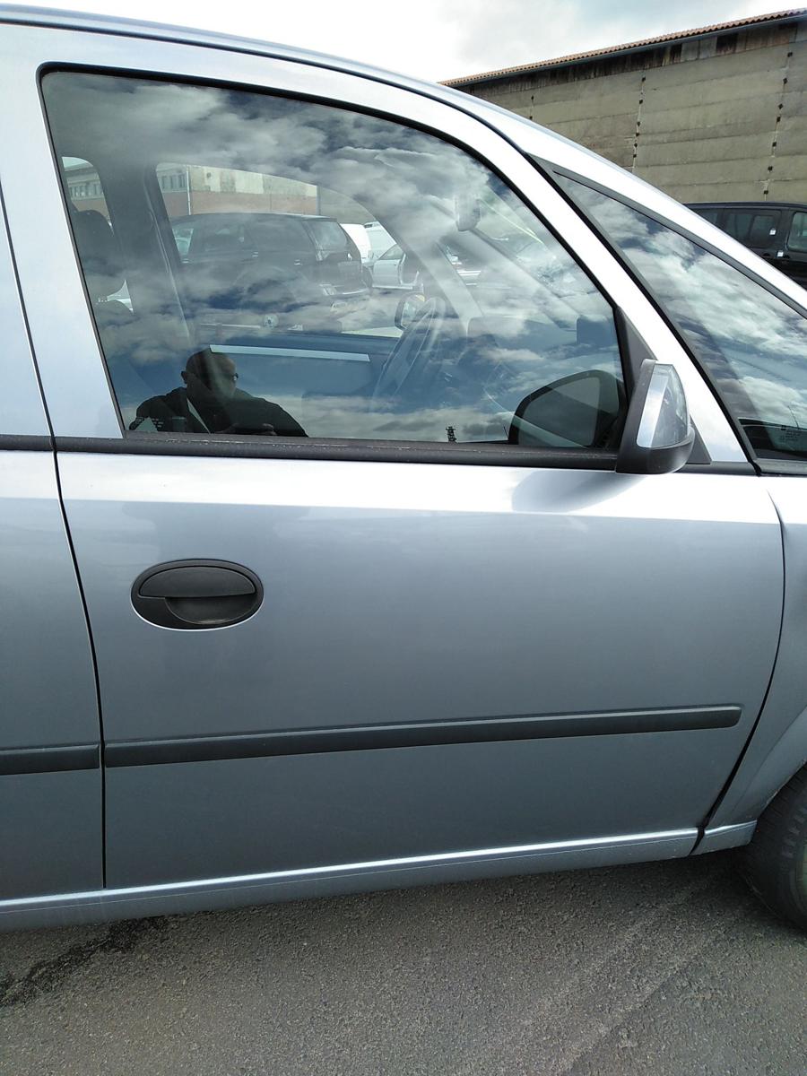 Opel Meriva A T&uuml;r vorn rechts Beifahrert&uuml;r graumetallic Z163 lichtsilber Bj.2004