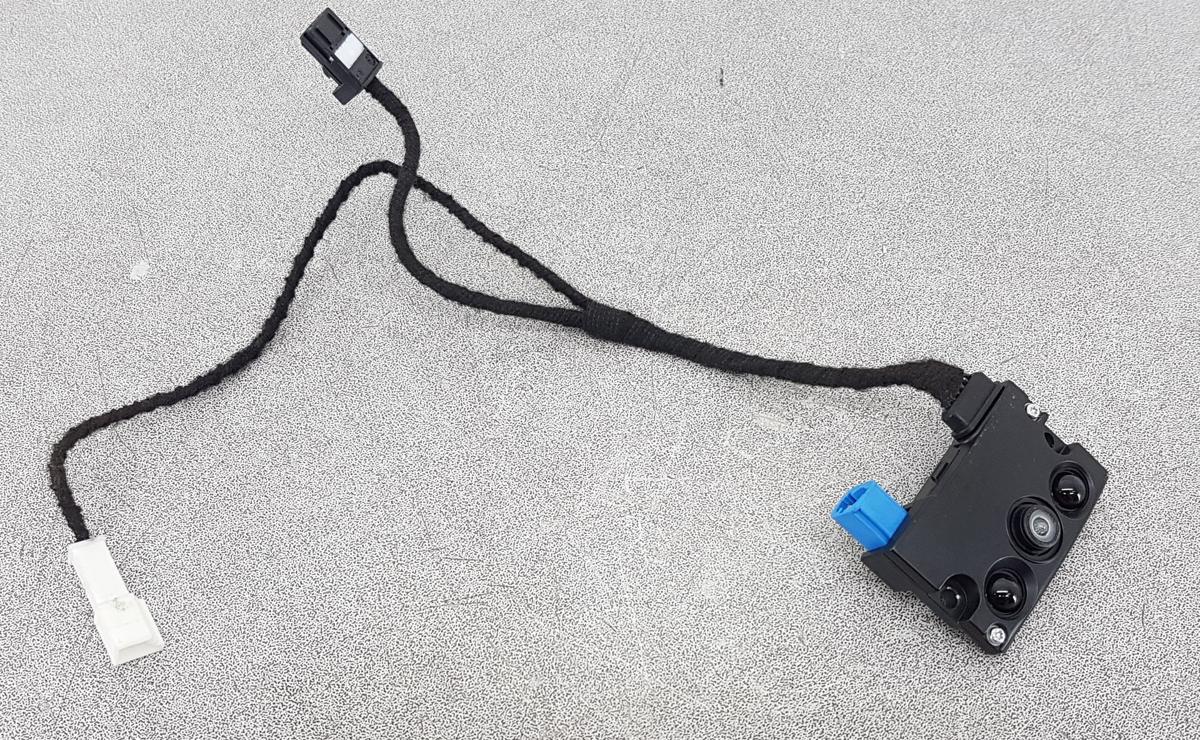 Tesla Model X Innenkamera Bj20221588124-00-J W&auml;chter Guard