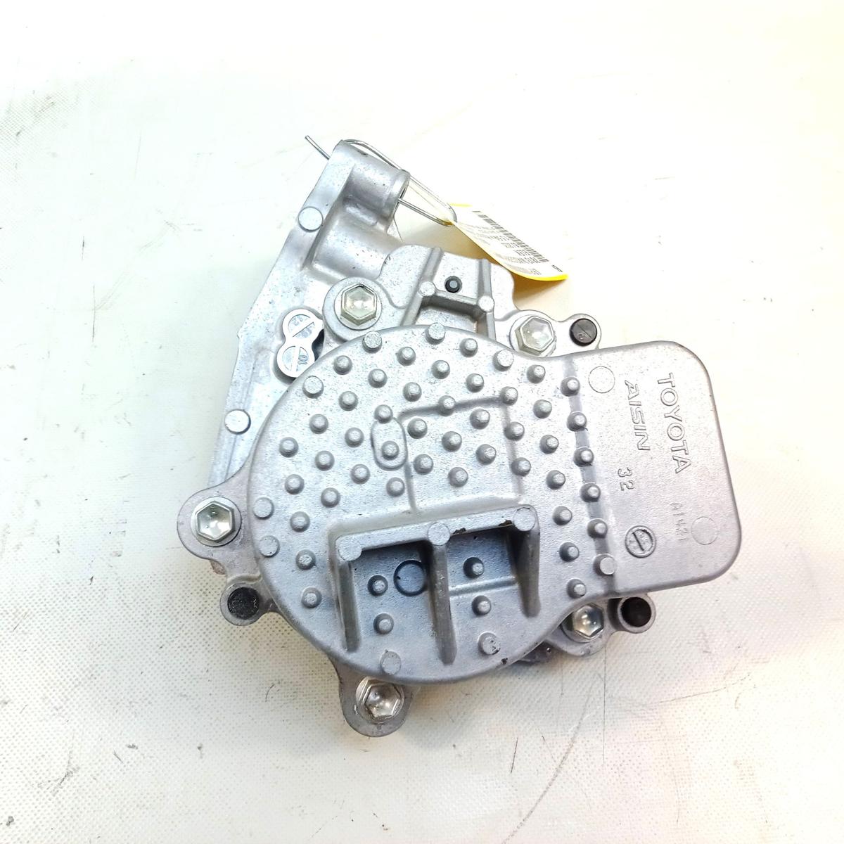 Toyota Yaris 3 Hybrid XP13 Phase 3 original K&uuml;hlwasserpumpe elektrisch Bj.2020