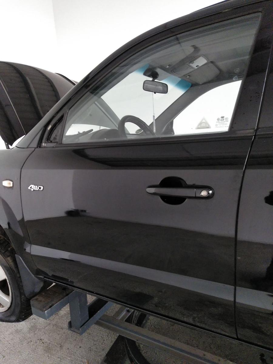 Hyundai Tucson JM Tür vorn links Fahrertür schwarz EB ebony black Bj.2004