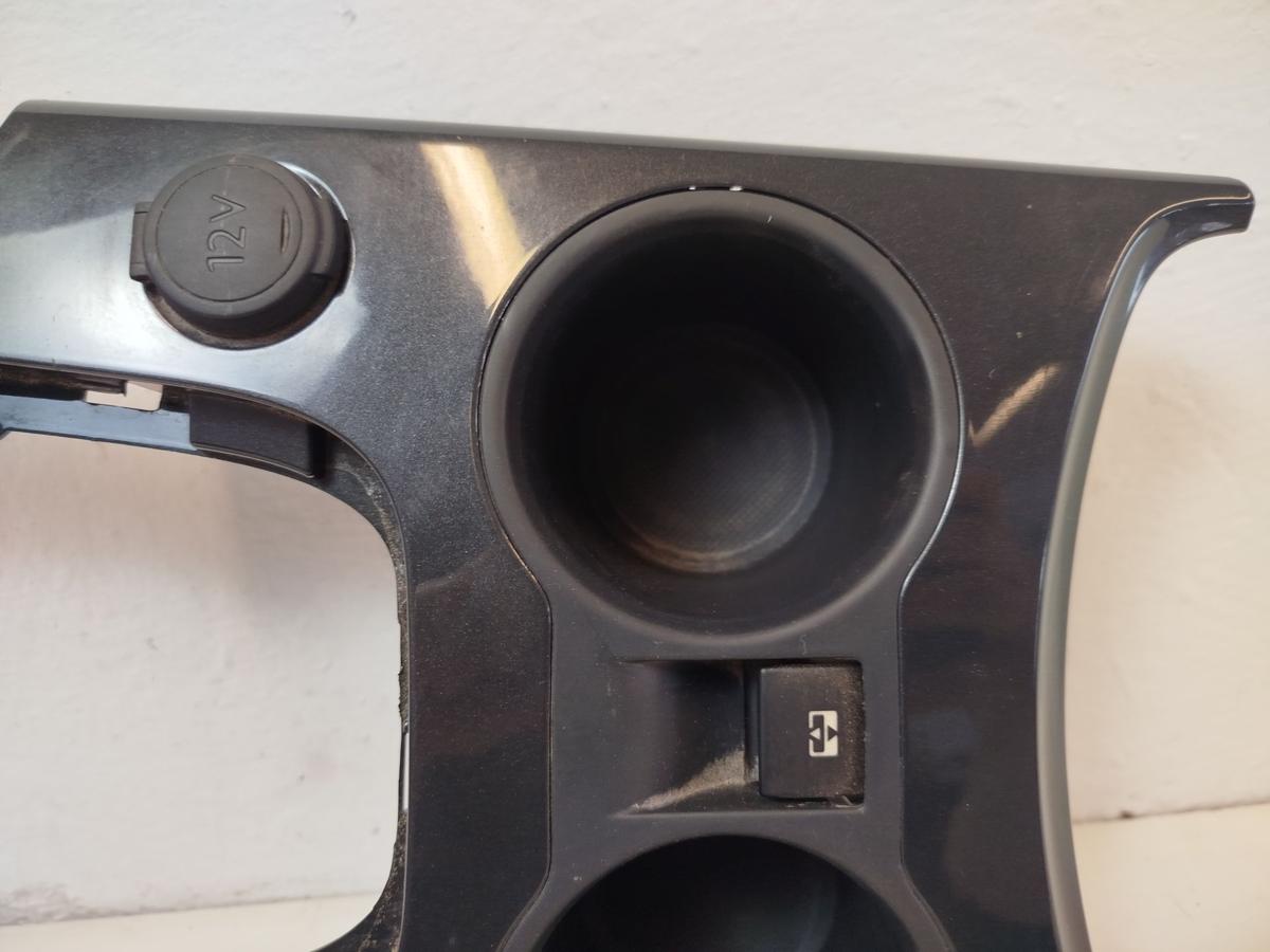 Peugeot 3008 I Typ 0U Getr&auml;nkehalter vorn Dosenhalter Mittelkonsole