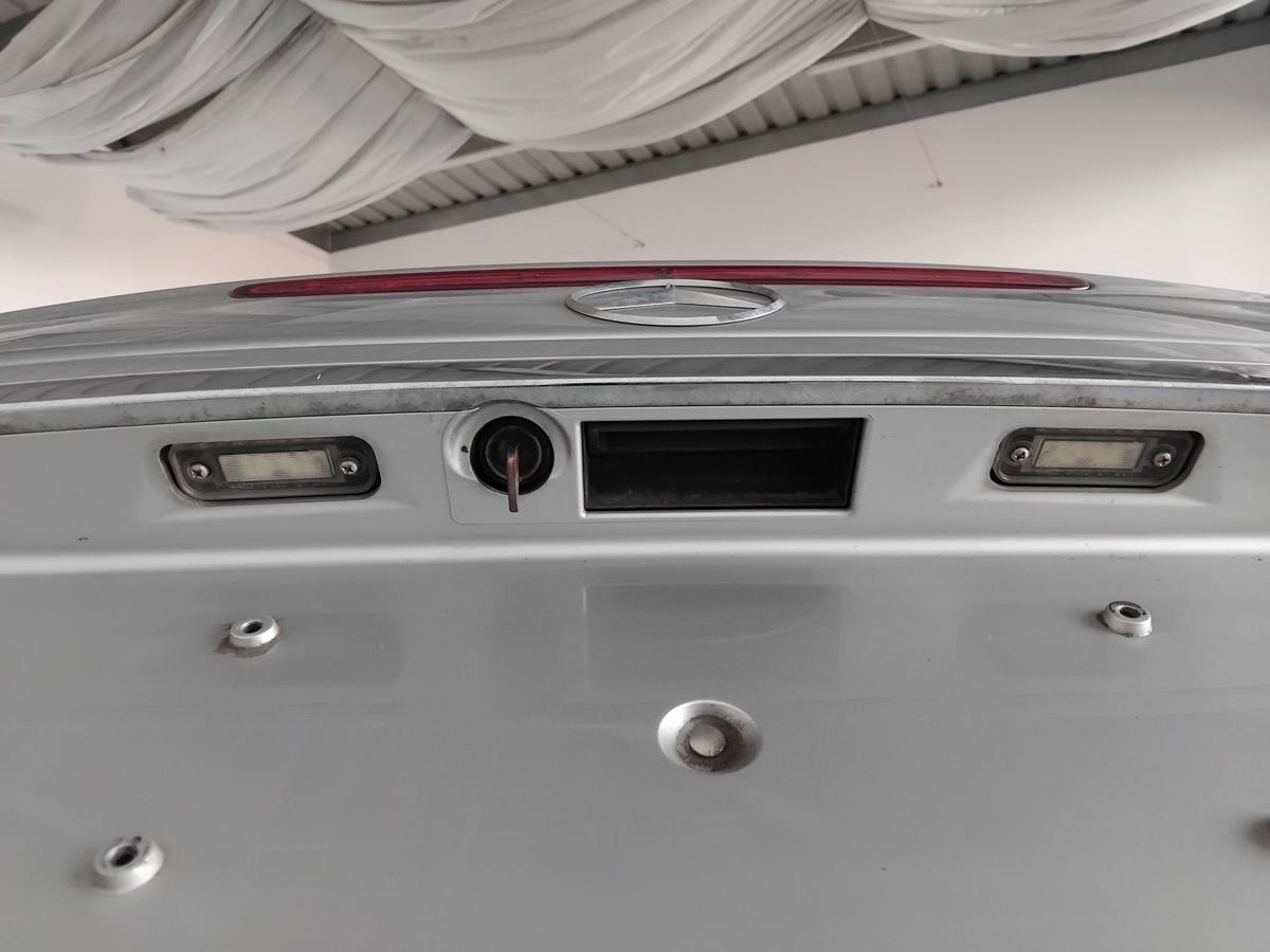 Mercedes E-Klasse W211 Limousine Heckklappe brillantsilber 744 BJ2004