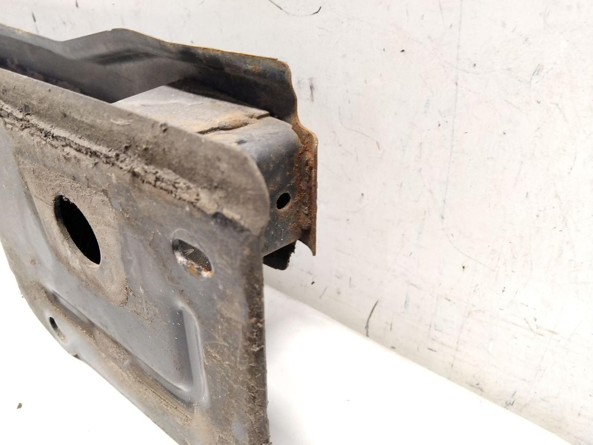 Ford Fiesta JA8 original Tr&auml;ger Verst&auml;rkung Sto&szlig;f&auml;nger Sto&szlig;stange hinten BJ2009