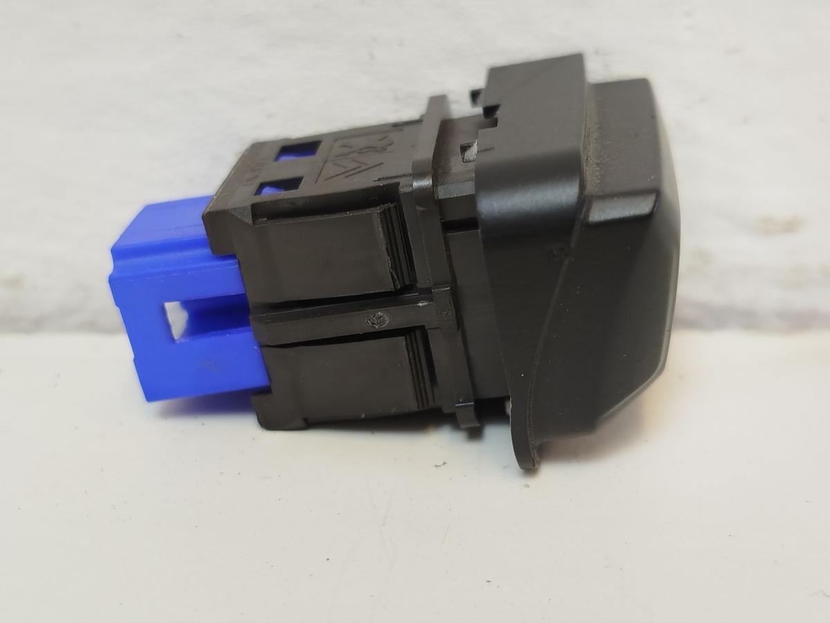 Peugeot 2008 I CU Schalter Warnblinkanlage Warnblinkschalter OEM