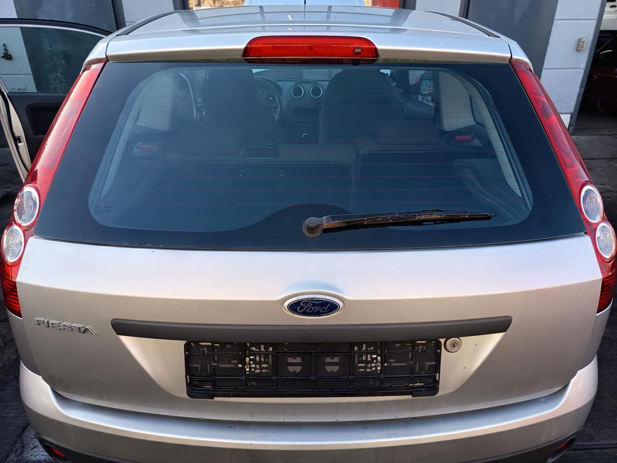 Ford Fiesta VI 3t&uuml;rer original Heckklappe mit Scheibe Polarsilber Bj 2006