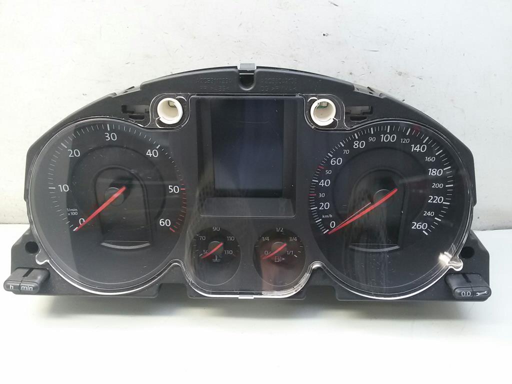 VW Passat 3C BJ2005 Tacho Kombiinstrument 3C0920870Q 2.0TDI 103kw BMP