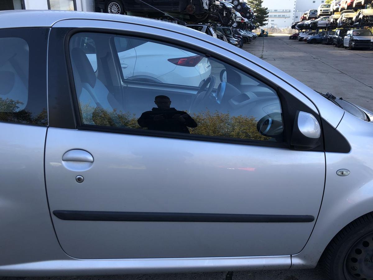 Peugeot 107 Typ P Tür vorn rechts Beifahrertür Rohbau KTB Gris Gallium 3trg