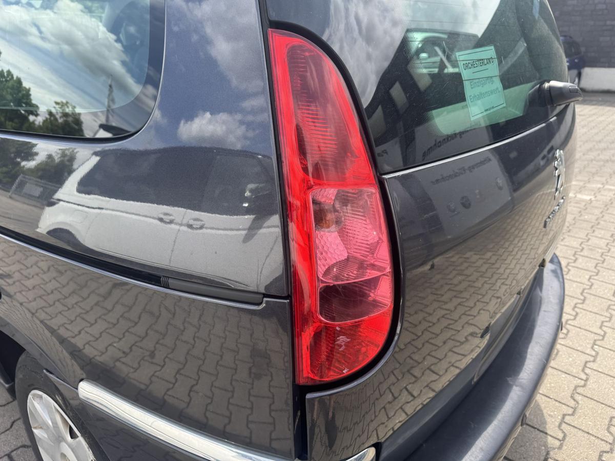 Peugeot 807 original R&uuml;cklicht R&uuml;ckleuchte Schlussleuchte links Facelift ab 2008 Bj.2013