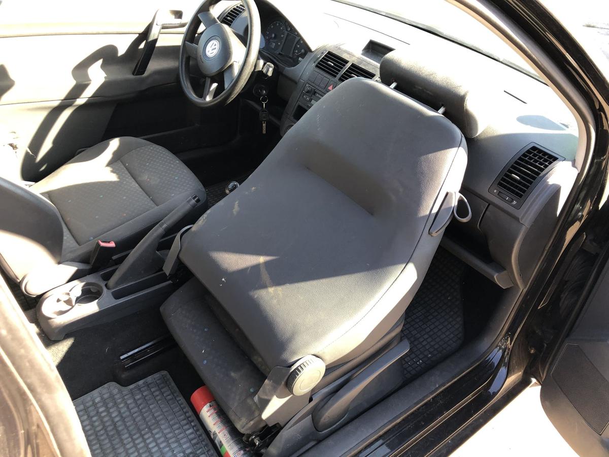 VW Polo 9N 9N1 Sitz vorn rechts Beifahrersitz Stoffsitz nur 3 türer