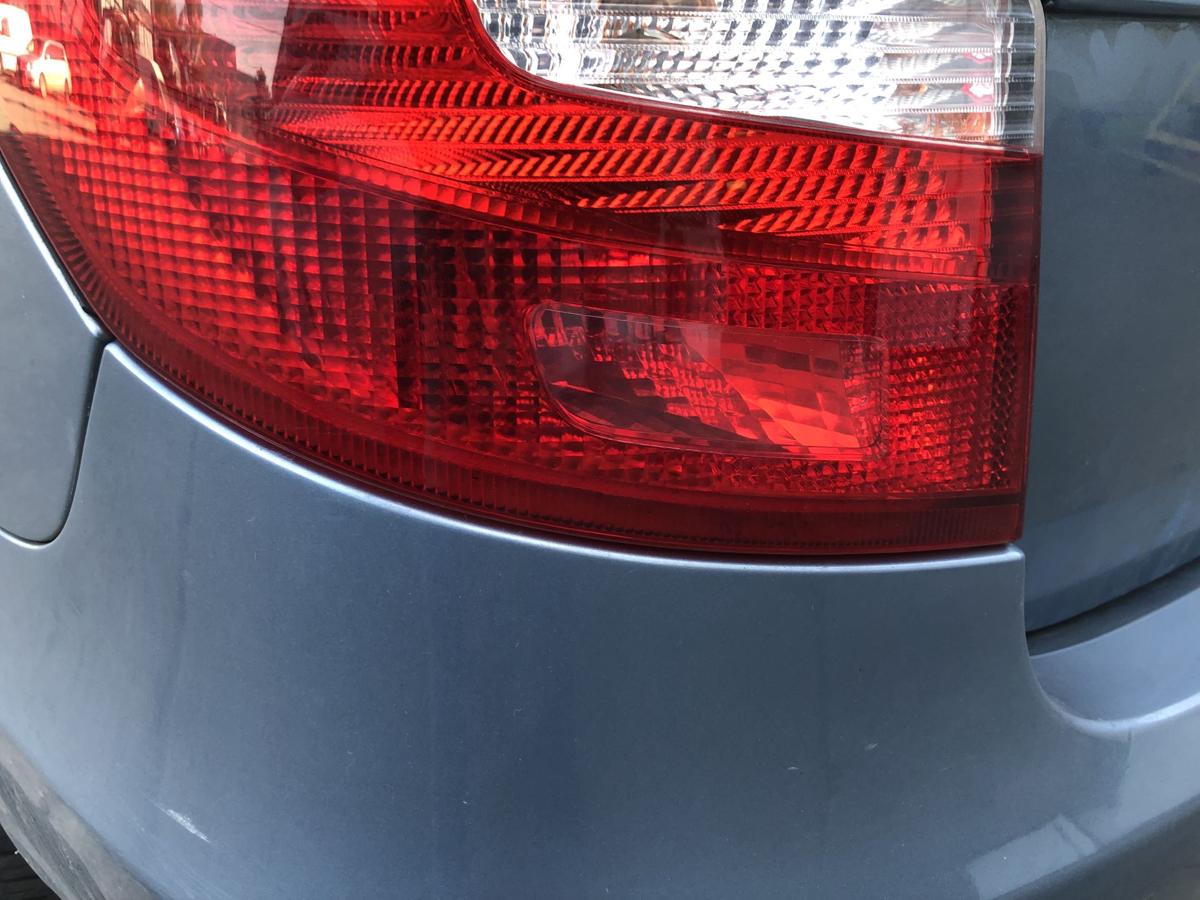 Skoda Fabia II 2 Typ 5J R&uuml;ckleuchte links R&uuml;cklicht Heckleuchte Kombi