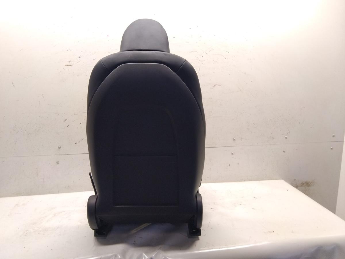 Tesla Model Y original Sitz vorn links Fahrersitz schwarz Pure Black BJ2023