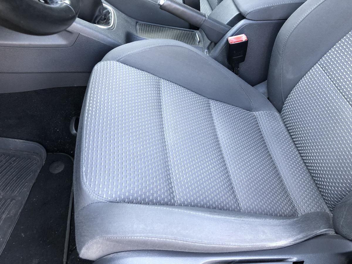 VW Golf 5 V 1K Sitz vorn links Fahrersitz nur f&uuml;r 5 t&uuml;rer ohne Heizung
