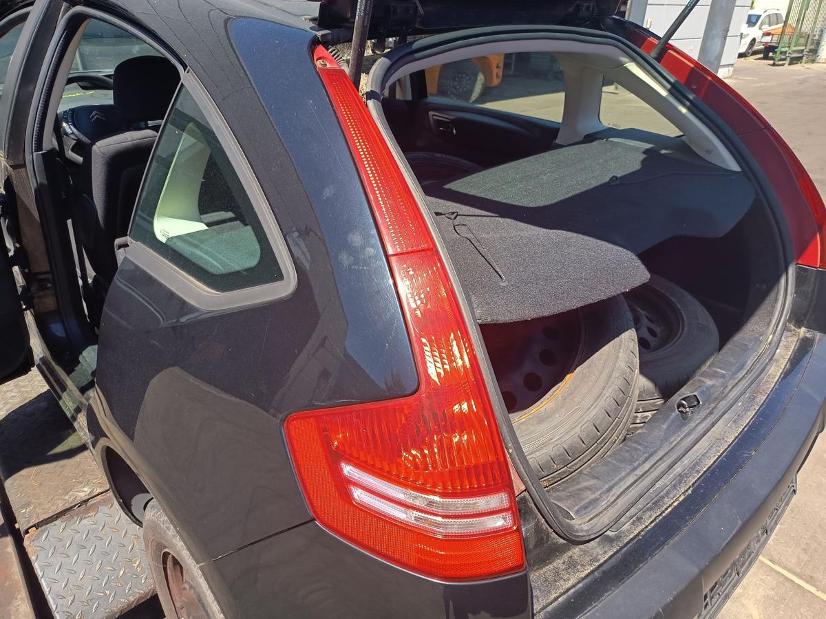 Citroen C4 5t&uuml;rig original R&uuml;ckleuchte links Heck Schluss Licht Bj 2008