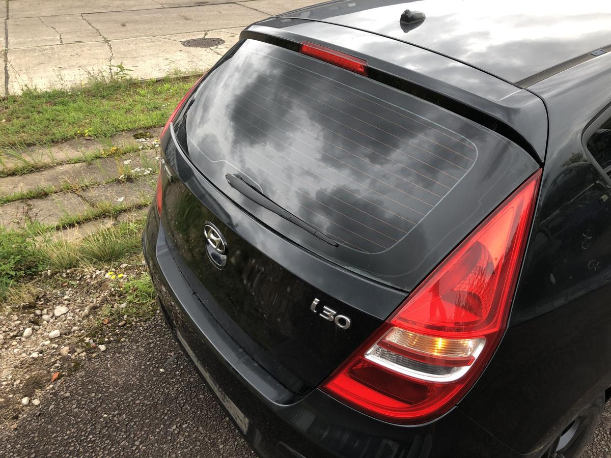 Hyundai i30 FD Heckklappe Heckscheibe Kofferklappe Heckdeckel 5trg 9F schwarz
