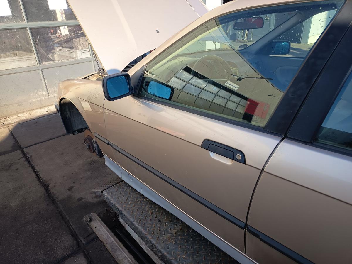 BMW 3er E36 Limousine original T&uuml;r vorn links Fahrer 301 Kaschmirbeige Bj 1992