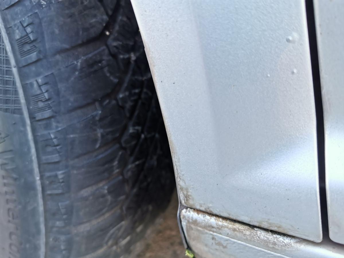 VW Golf IV 4 1J Kotflügel Fender Seitenwand vorn links LA7W Reflexsilber Met