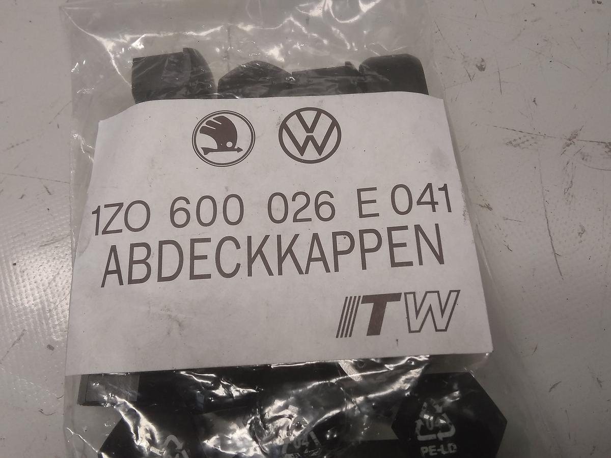 Skoda Enyaq iV 80X Bj.2022 original Satz Abdeckkappen Radschrauben