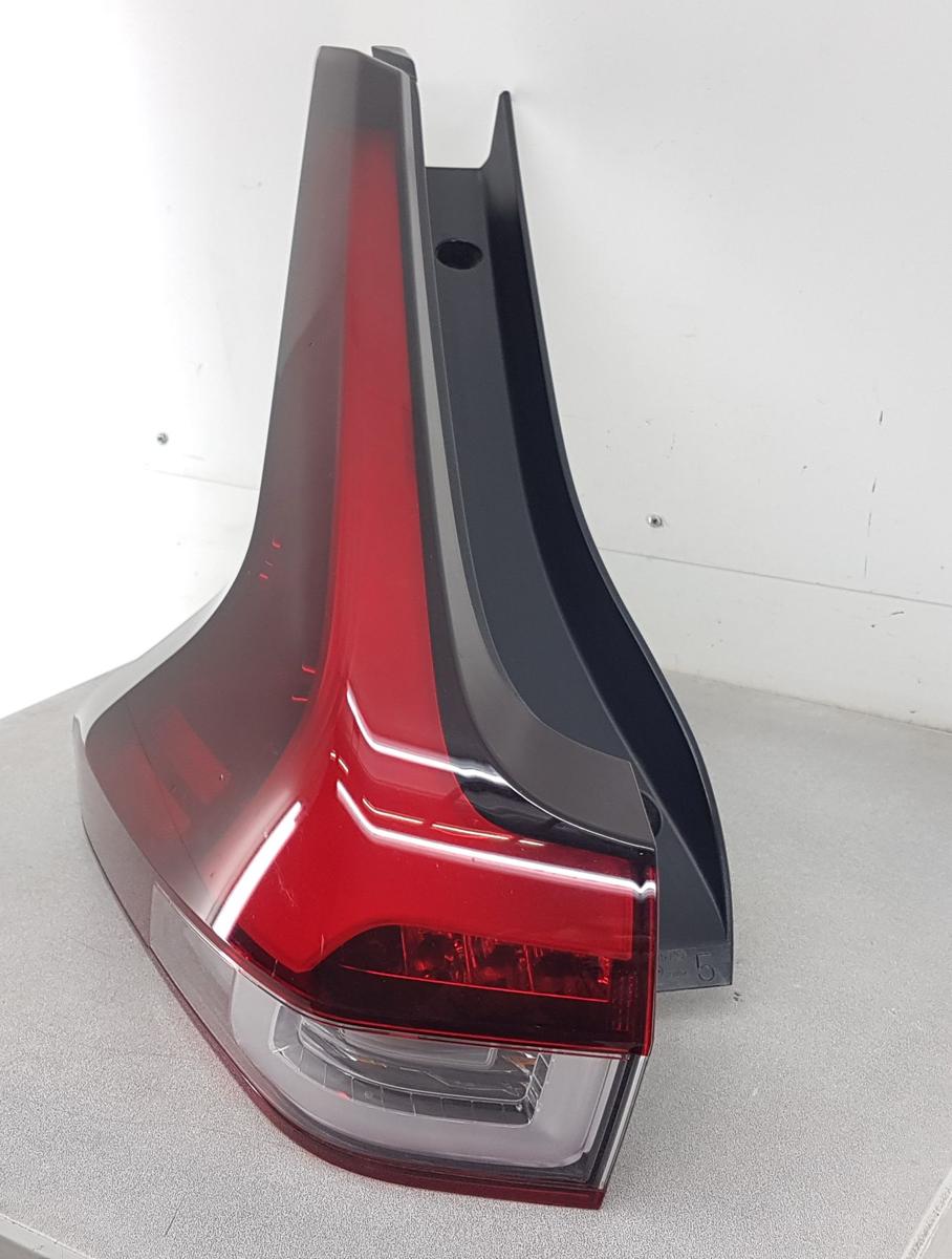 Mitsubishi Eclipse Cross R&uuml;ckleuchte R&uuml;cklicht links LED Bj2023 Modell ab 2021