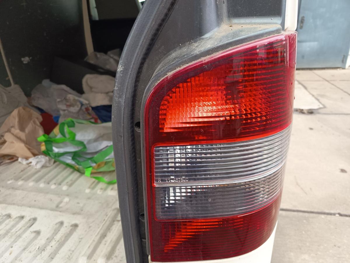 VW T5 7H Nachbau R&uuml;ckleuchte rechts Heck Schluss Licht Bj 2006