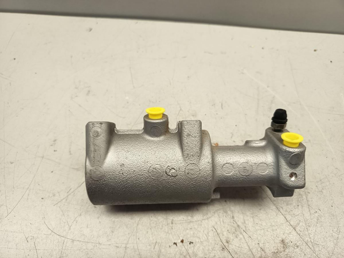 Toyota Auris E18 original Hauptbremszylinder ABS 4727047030 Hydraulik Bj 2013