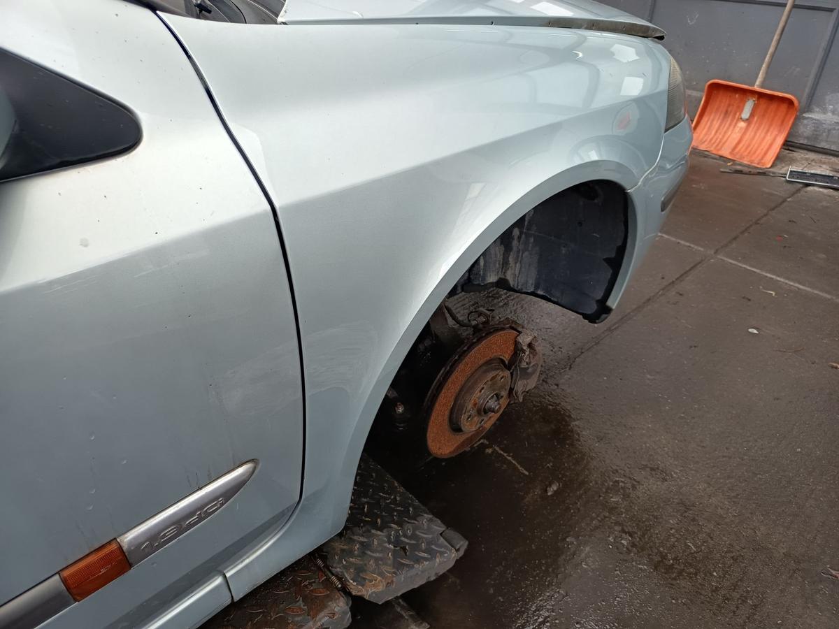 Renault Laguna II original Kotfl&uuml;gel rechts Seitenteil B64 Granitsilber Bj 2001