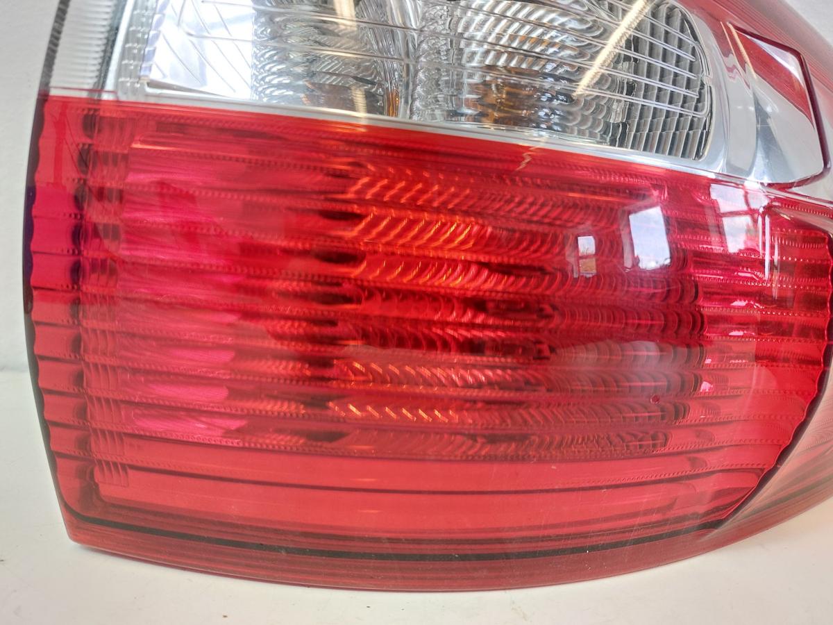 Ford C-Max CB7 R&uuml;ckleuchte links R&uuml;cklicht Heckleuchte au&szlig;en Ecke Schlusslicht