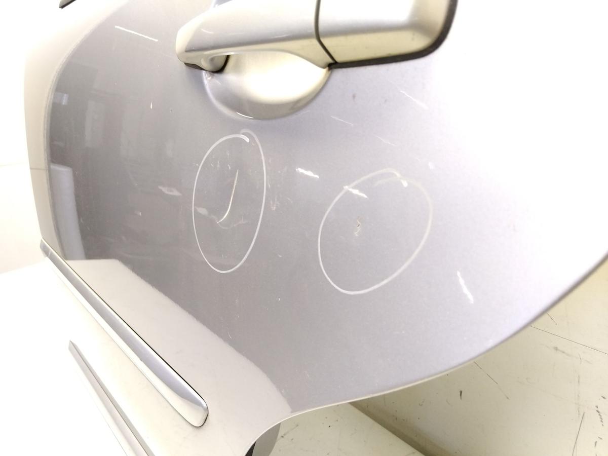Volvo V50 Facelift T&uuml;r hinten links silbermetallic besch&auml;digt Bj.2008