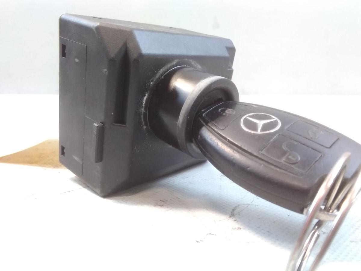 Mercedes Benz Vito 447 original Z&uuml;ndschlo&szlig; mit 1 Schl&uuml;ssel A4479002505 Bj.2014